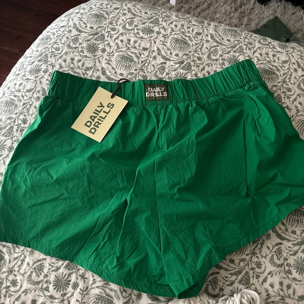 Daily Drills Super Bounce Shorts in Kelly Green